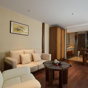 Twin Room Lake View